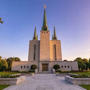 London LDS Temple by Tim Taggart MMETours